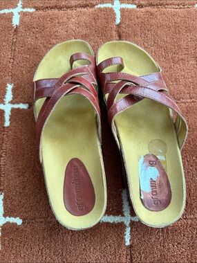 Groundhog Leather Sandals